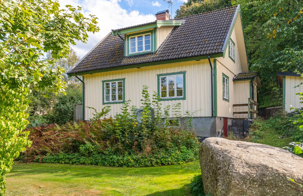 Nyrenoverat & centralt i Båstad – bild 2 av 10