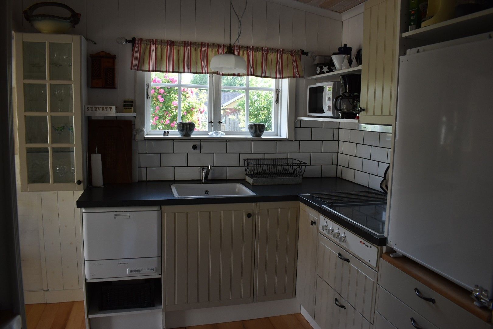 Mysig stuga i centrala Borgholm – bild 6 av 19