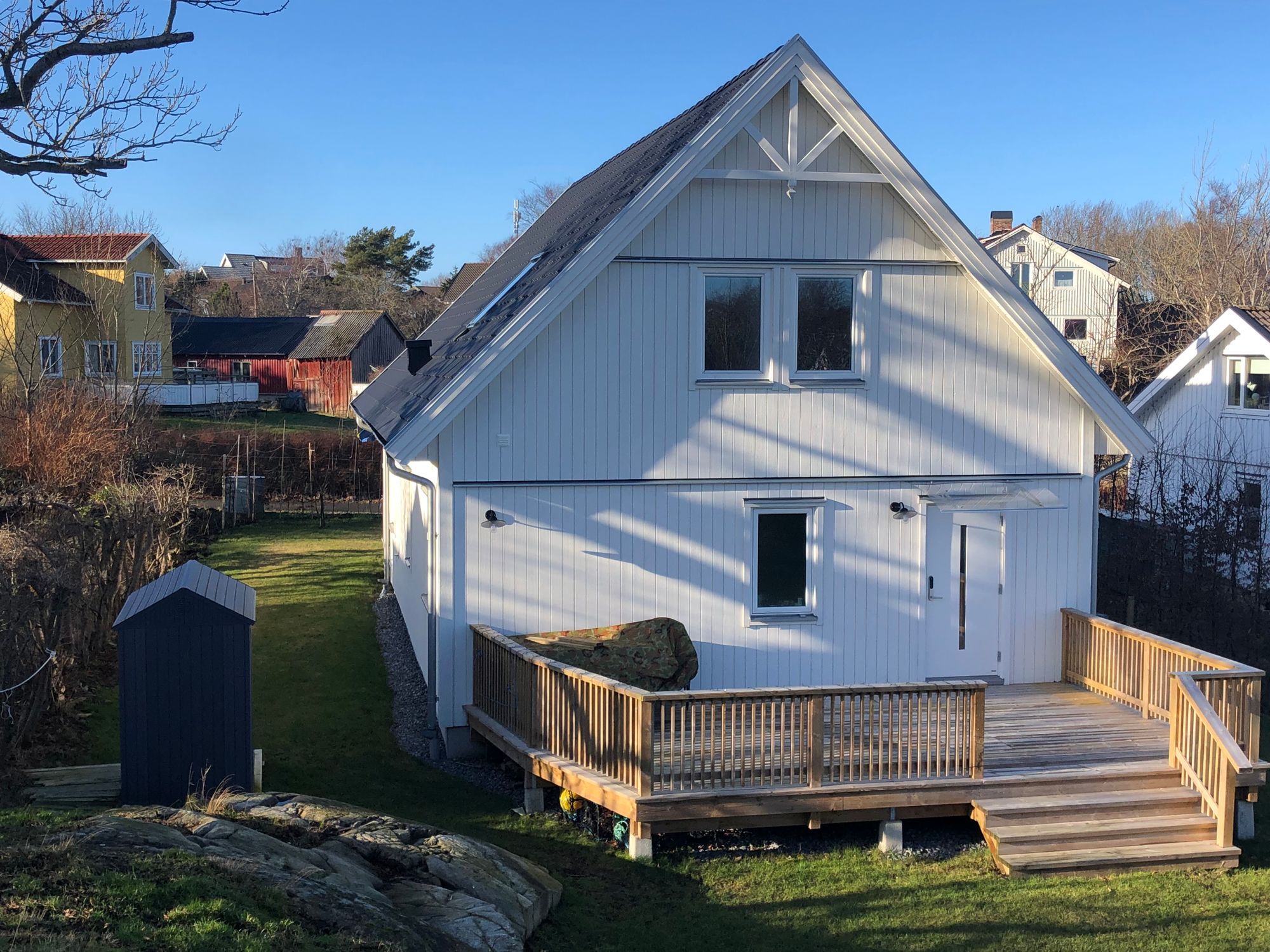 Nybyggt hus på Brännö – bild 2 av 24