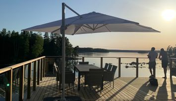 Emmesviken - Sjöstuga med egen vik, bastuflotte.